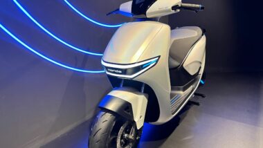 Honda lance son scooter électrique révolutionnaire avec batterie interchangeable