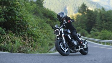 La Furie Électrique: Roadster Zonsen Cyclone RE5