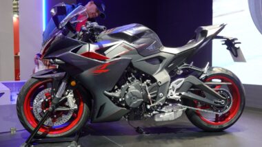 Nouveauté 2024 : Zontes dévoile sa plateforme 3 cylindres avec les modèles 703 F et 703 RR