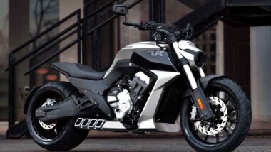 Benda lance son incroyable cruiser LFC 700 en France