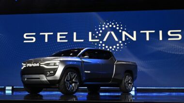 Stellantis s’allie avec la Chine pour des voitures électriques abordables