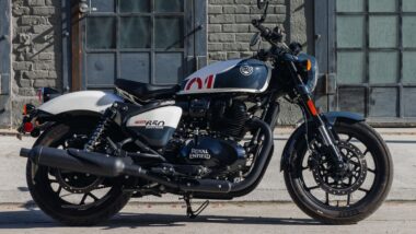Royal Enfield Shotgun 650 : Une Symphonie de Puissance, Élégance et Innovation sur Deux Roues