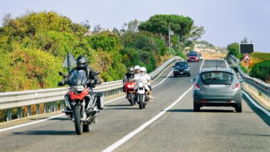 Taxi-moto comme solution aux embouteillages