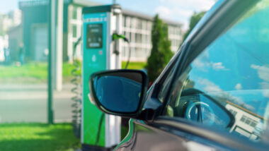 Borne de recharge gratuite location Renault Scenic