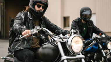 Rassemblement de motards en protestation contre le contrôle technique des motos