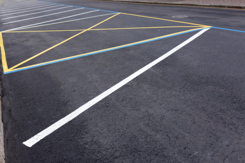 Stationnement marquage au sol